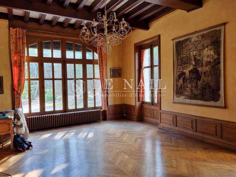 Propriété Salbris - 12 chambres - 520m²