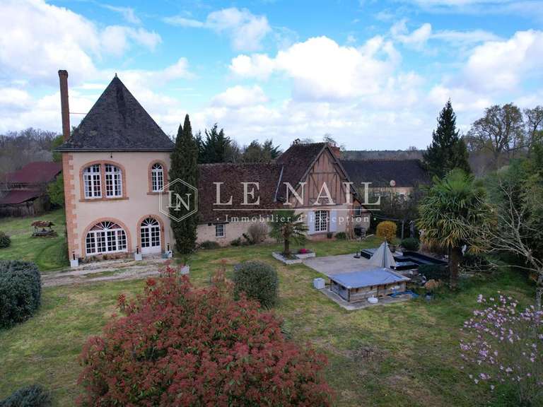 Propriété Salbris - 3 chambres - 160m²
