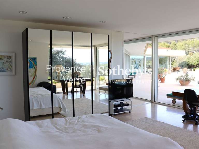 Maison Salernes - 610m²