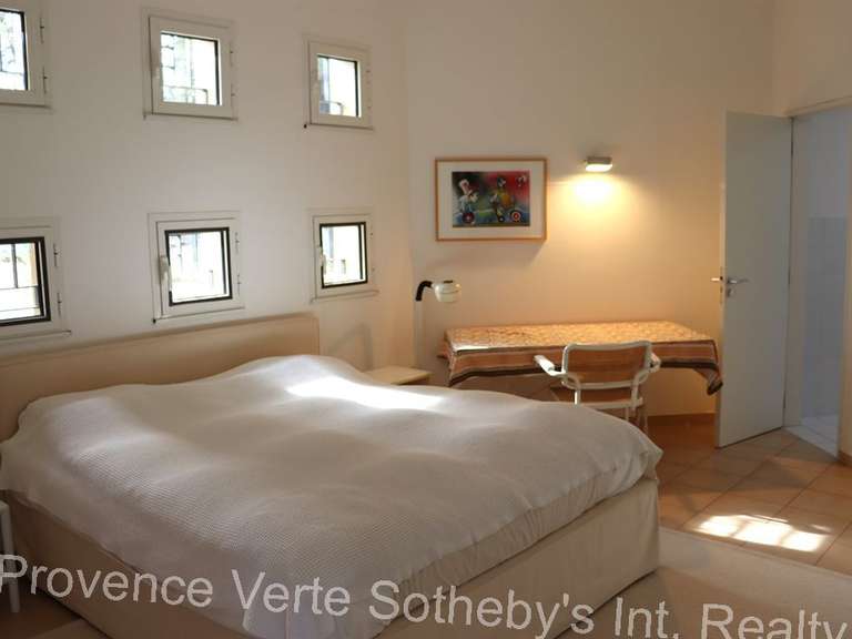 House Salernes - 610m²