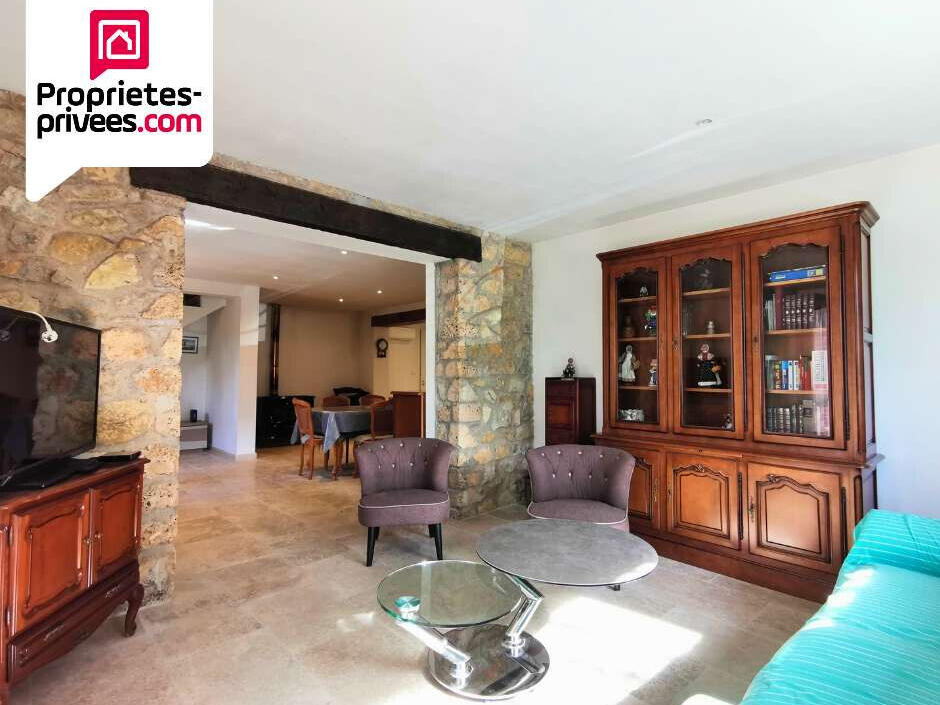 House Salernes
