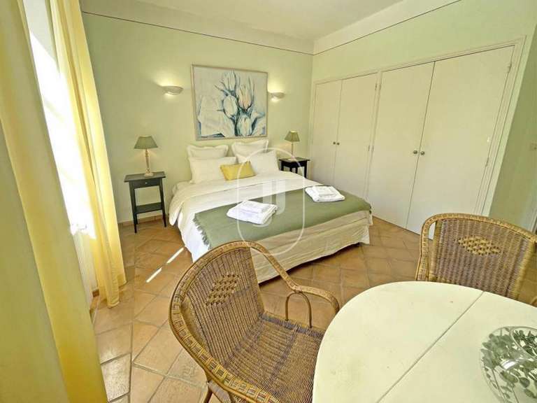 House Salernes - 7 bedrooms - 223m²