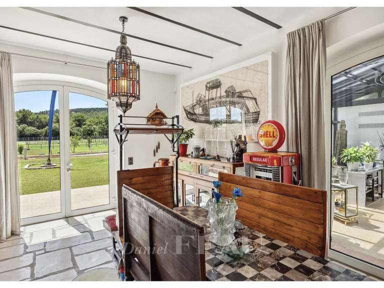 Maison Salernes - 6 chambres - 914m²