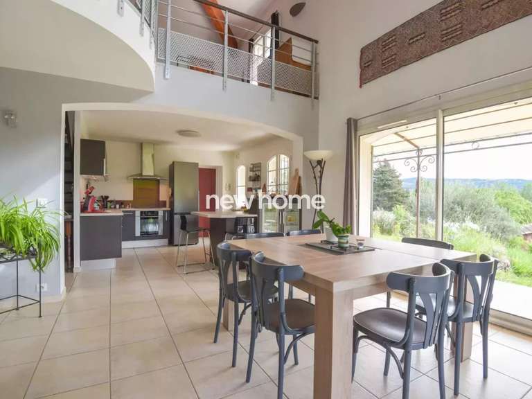 Maison Salernes - 4 chambres - 230m²