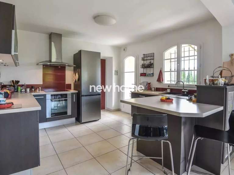 Maison Salernes - 4 chambres - 230m²