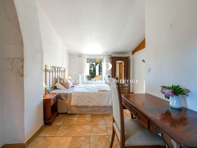 Propriété Salernes - 6 chambres - 358m²