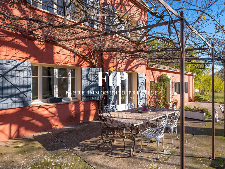Propriété Salernes - 6 chambres - 358m²
