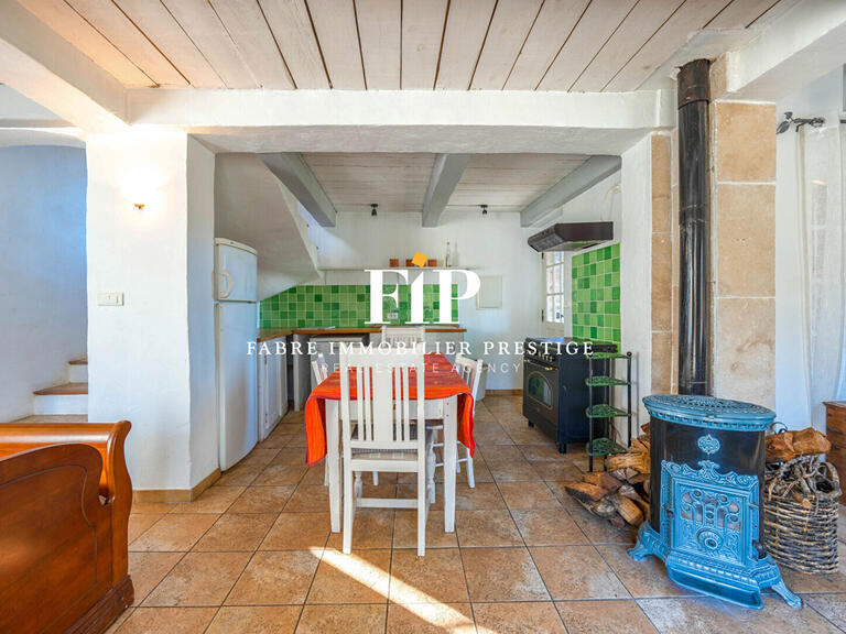 Propriété Salernes - 6 chambres - 358m²