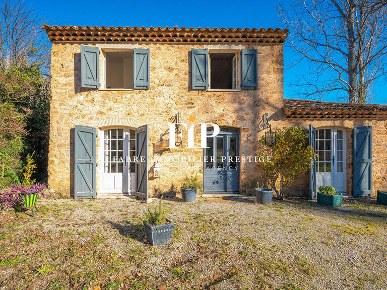 Propriété Salernes - 6 chambres - 358m²