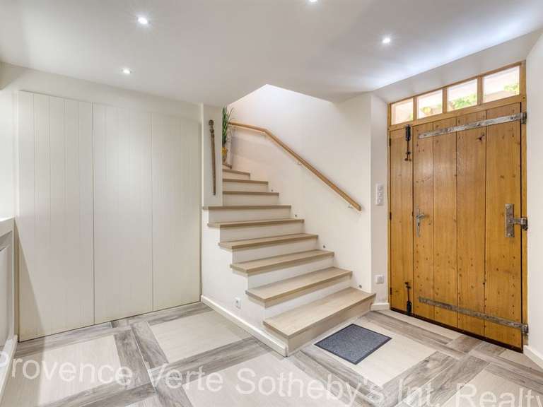 Propriété Salernes - 427m²
