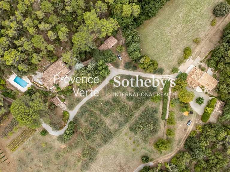 Propriété Salernes - 427m²