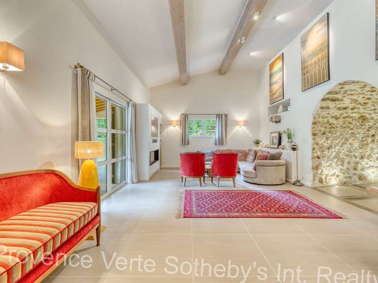 Propriété Salernes - 427m²