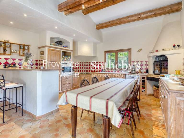 Propriété Salernes - 427m²
