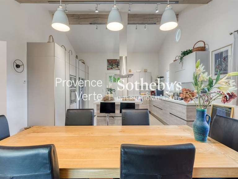 Propriété Salernes - 427m²