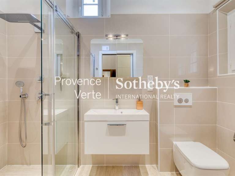 Propriété Salernes - 427m²