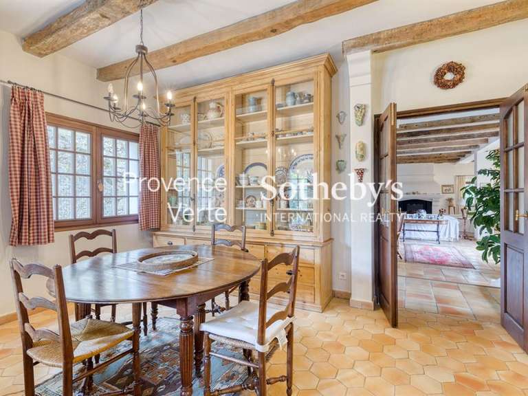 Propriété Salernes - 427m²