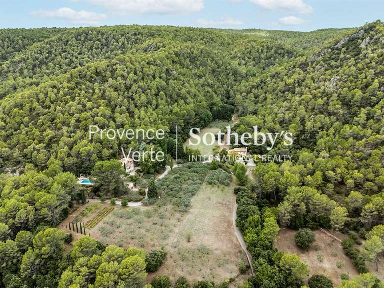 Propriété Salernes - 427m²