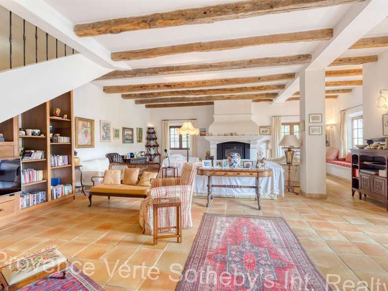 Propriété Salernes - 427m²