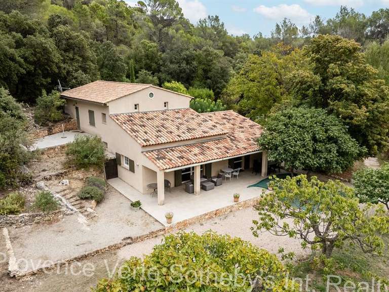 Propriété Salernes - 427m²