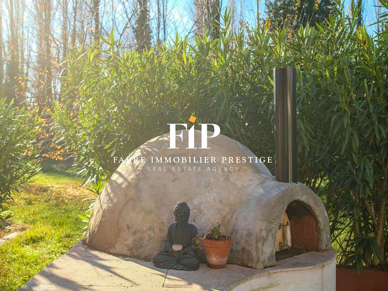 Propriété Salernes - 6 chambres - 258m²