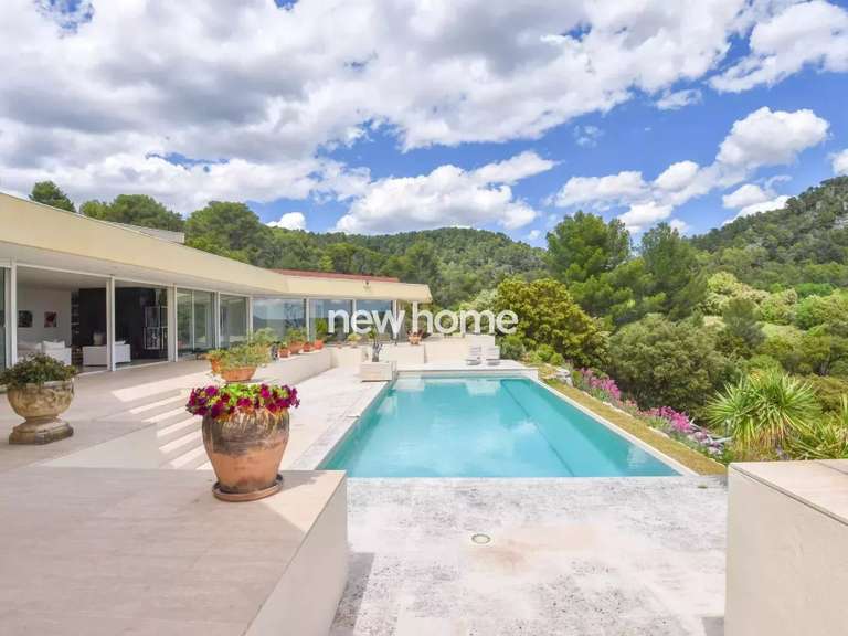 Property Salernes - 3 bedrooms - 611m²