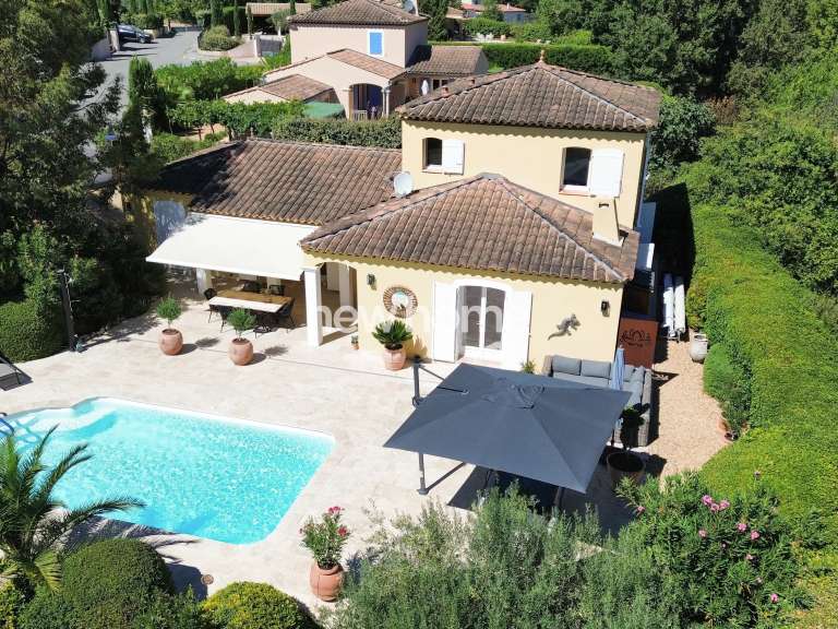 Villa Salernes - 3 chambres - 147m²