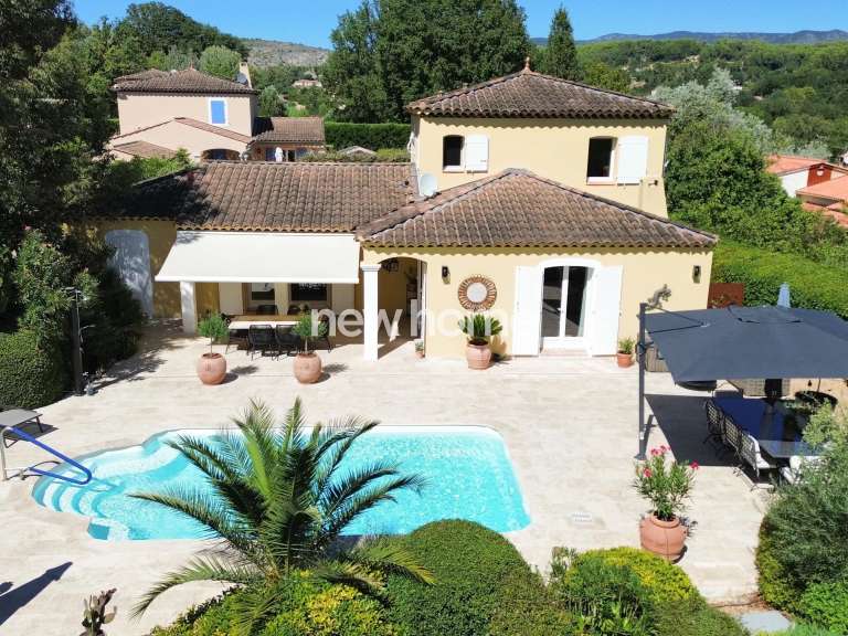 Villa Salernes - 3 chambres - 147m²