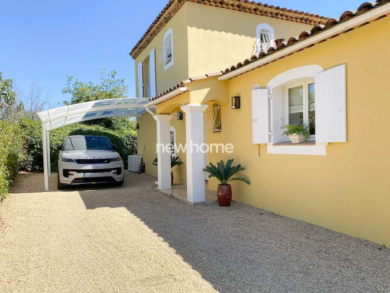 Villa Salernes - 3 chambres - 147m²