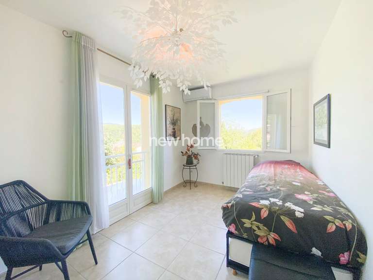 Villa Salernes - 3 chambres - 147m²