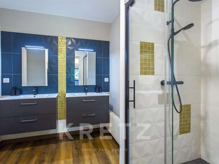 Maison Saleux - 5 chambres - 196m²
