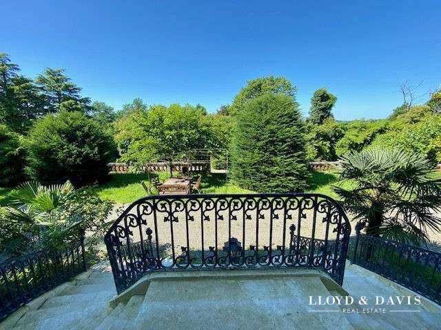 Château Salies-de-Béarn