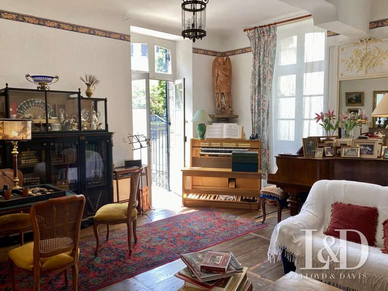 Maison Salies-de-Béarn - 10 chambres - 470m²