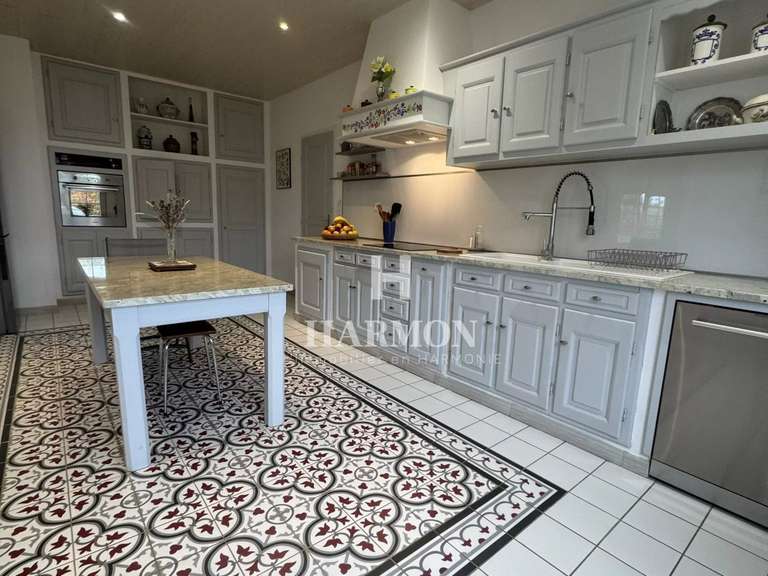 Propriété Salies-de-Béarn - 5 chambres - 260m²