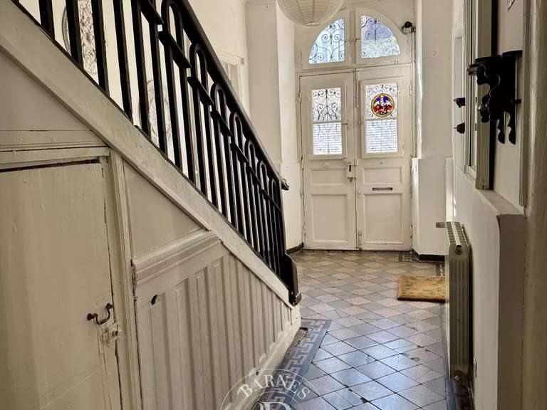 Propriété Salies-de-Béarn - 13 chambres - 514m²