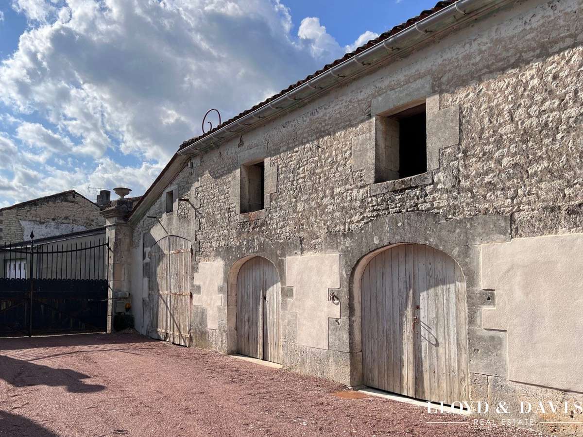 Maison Salignac-sur-Charente