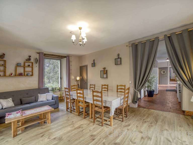 Maison Sallanches - 6 chambres - 341m²