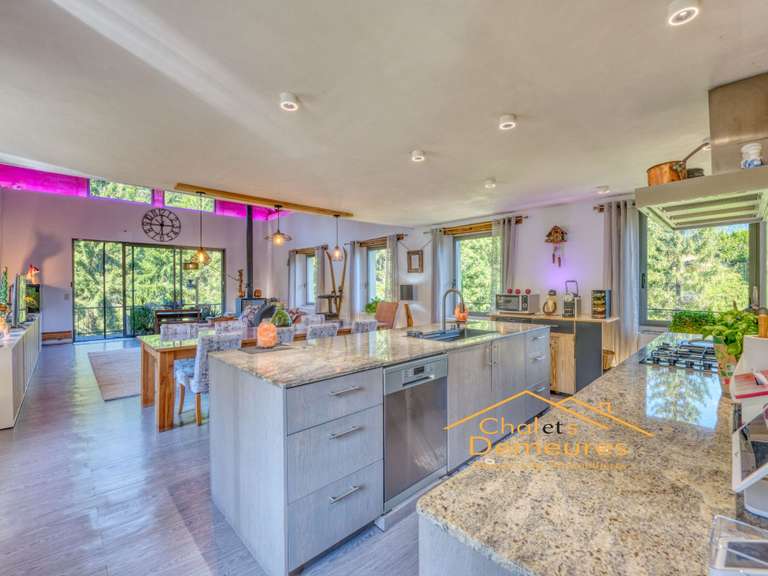 Maison Sallanches - 6 chambres - 341m²