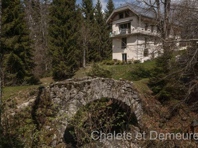 Maison Sallanches - 6 chambres - 341m²
