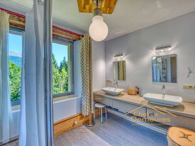 Maison Sallanches - 6 chambres - 341m²