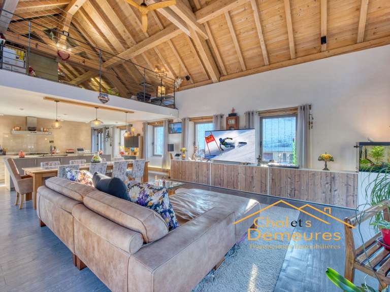 Maison Sallanches - 6 chambres - 341m²