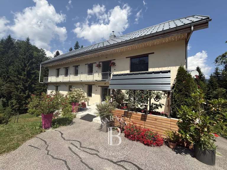 Propriété Sallanches - 432m²