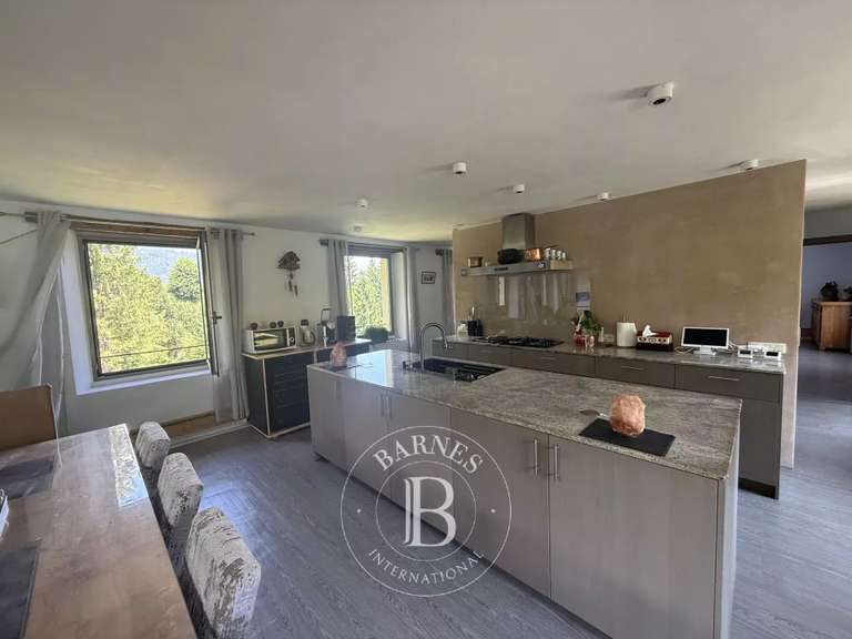 Propriété Sallanches - 432m²