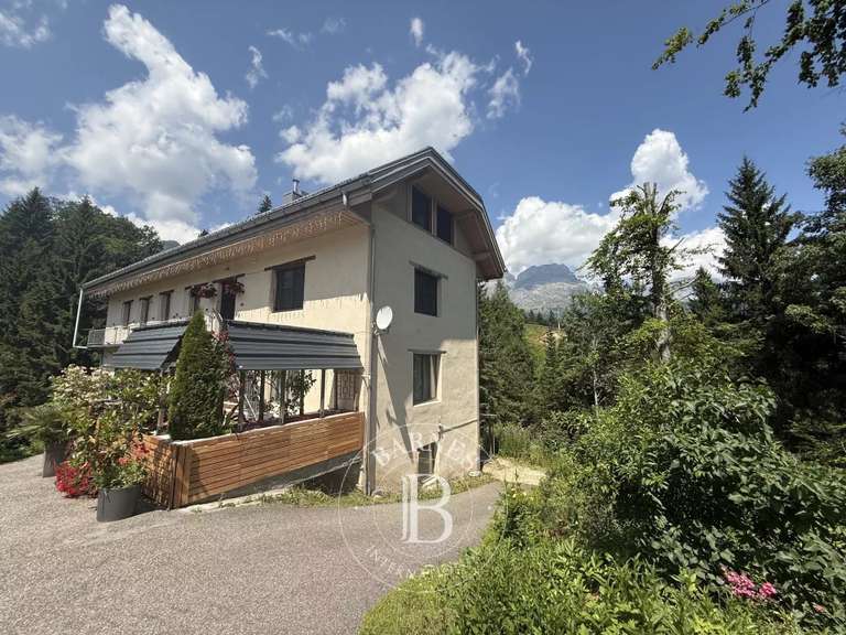 Propriété Sallanches - 432m²