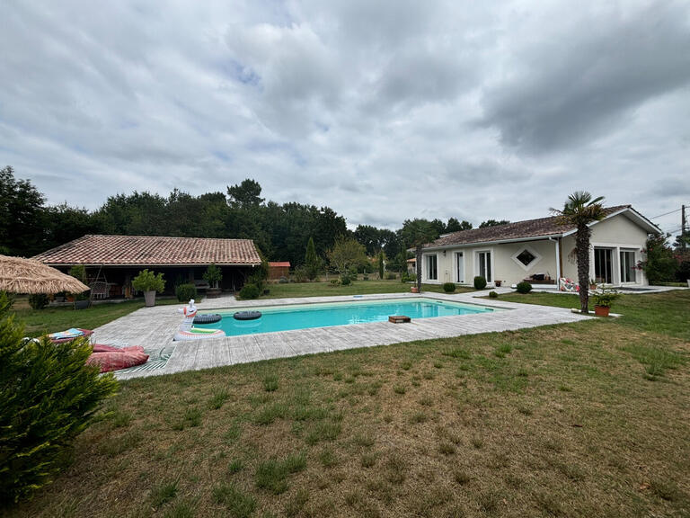 Maison Salles - 4 chambres - 145m²