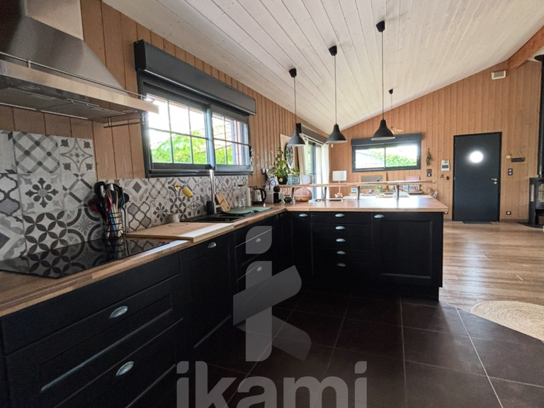 Maison Salles - 5 chambres - 147m²