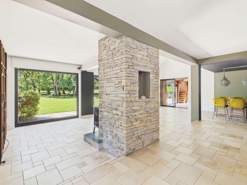 House Salles-la-Source