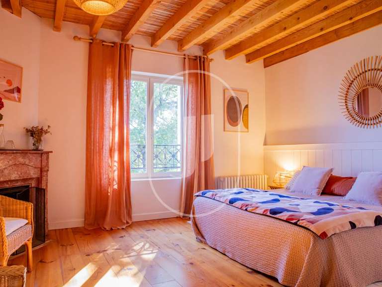 Maison Salles-sous-Bois - 8 chambres - 493m²