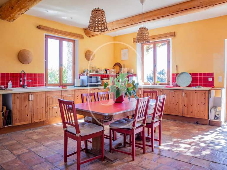 Maison Salles-sous-Bois - 8 chambres - 493m²