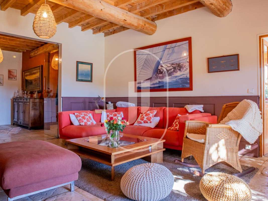 Maison Salles-sous-Bois