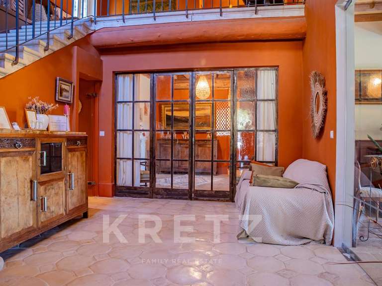 Maison Salles-sous-Bois - 8 chambres - 533m²